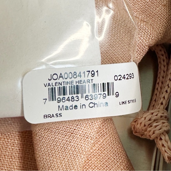 Fossil Gold Brass Tone Valentine Pink Cubic Zirconia Huggie Hoop Earrings, NWT - Picture 15 of 15